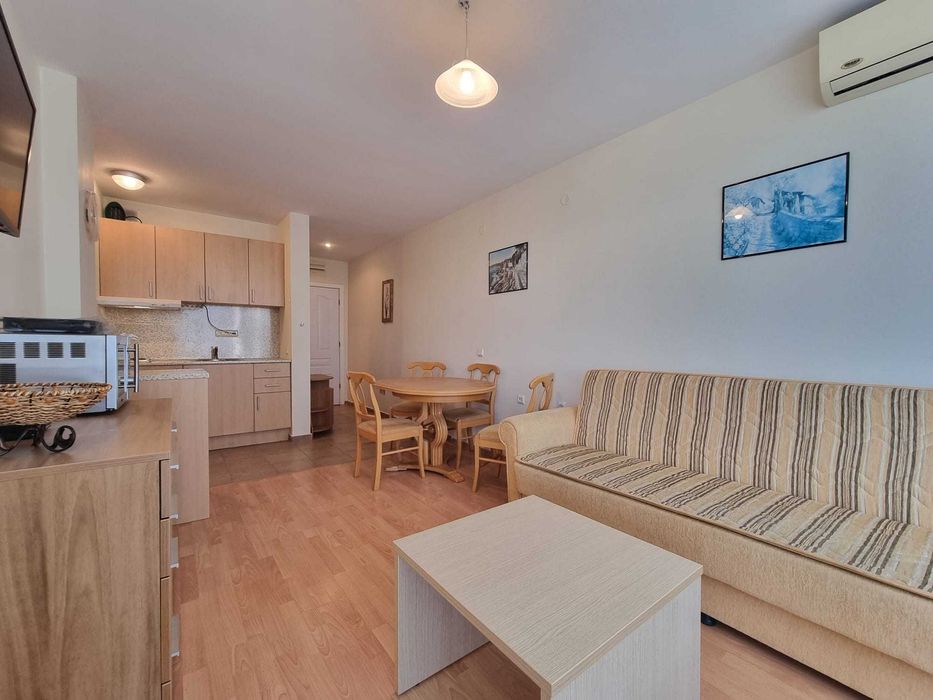 Продава се Тристаен апартамент в к.к. Слънчев бряг - 70 кв.м за 870 €/кв.м - Снимка #5