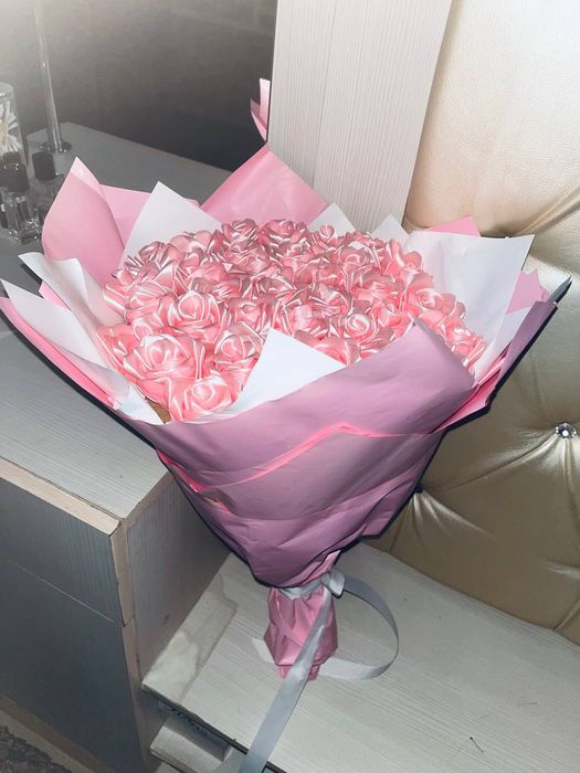 Искусственный цветы