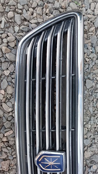 Решетка радиатора toyota mark2
