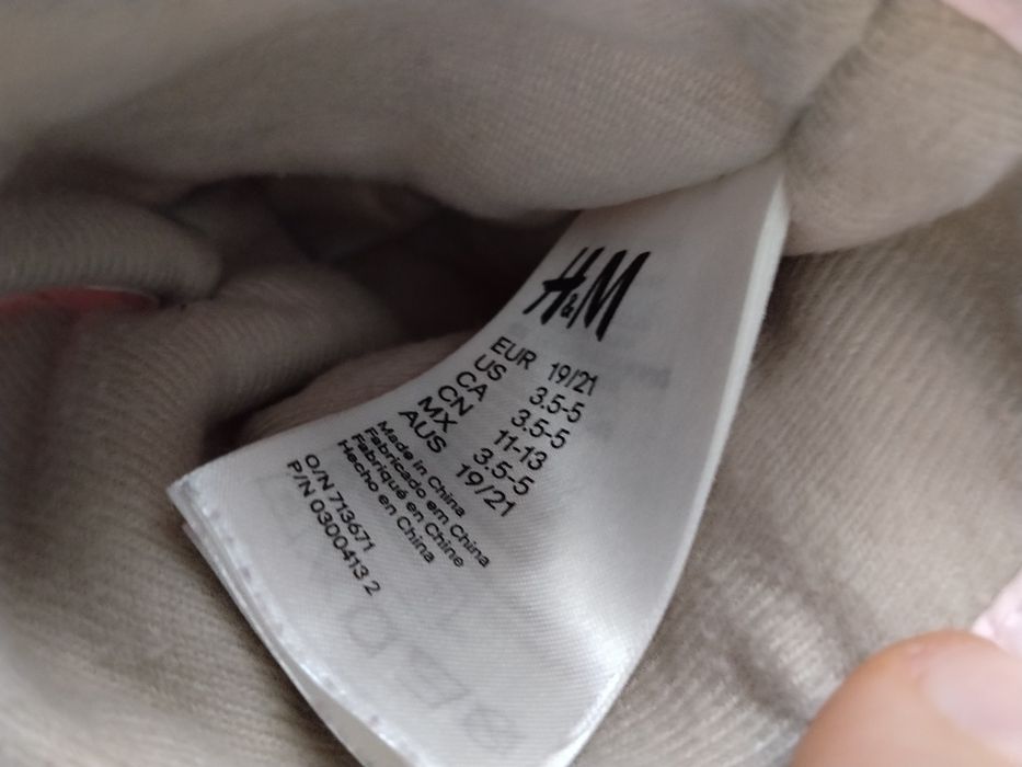 Lot hainute pentru fetita, marimi 0-6 luni, in stare foarte buna botosei rochie colanti pantaloni rochita