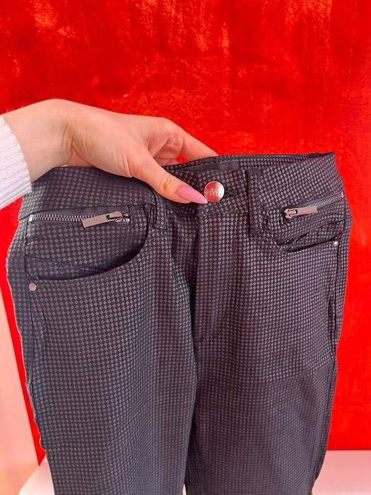 Дамски панталон от Мохито- размер ХС, 10лв