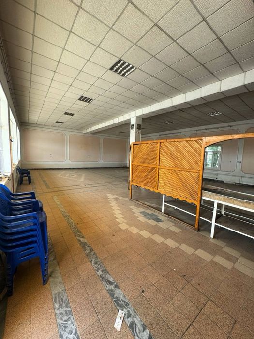 Здание продаётся