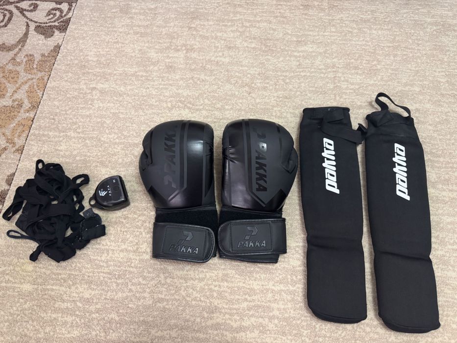echipament sportiv box/kickboxing