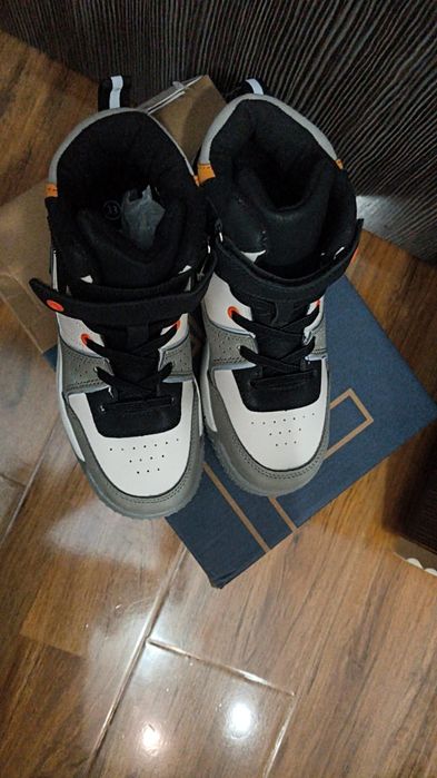 Продам обувь для мальчика