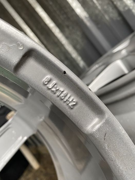 18 цола 5 х 112 мм Мерцедес , Фолксваген , Ауди , Шкода , VW