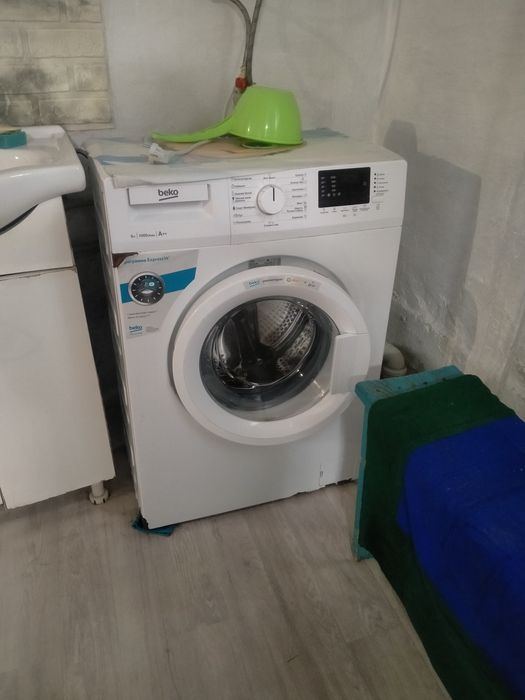 Продам стиральную машинку