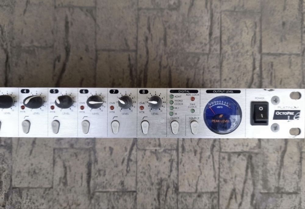 preamplificator Focusrite Platinum Octopre Le