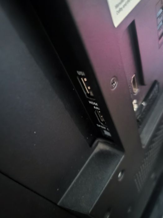 Vând televizor Philips full HD