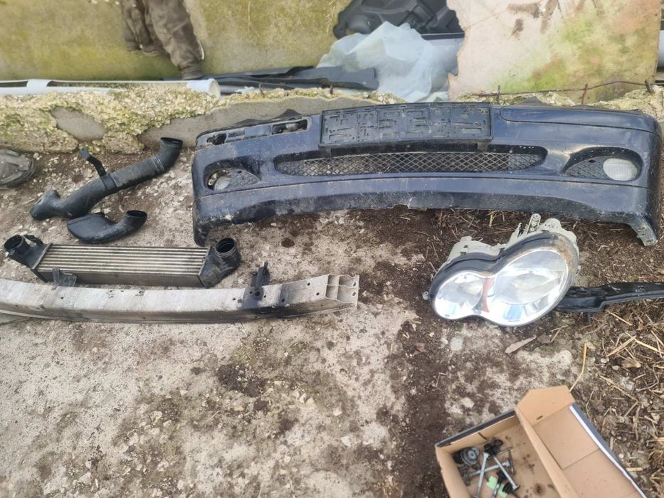 Mercedes C220 150 W203 - НА ЧАСТИ