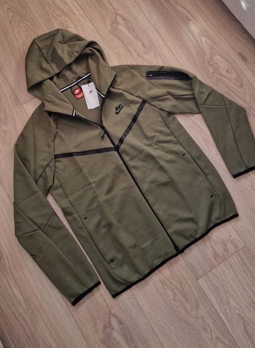 Страхотен мъжки екип NIKE размер S M L XL