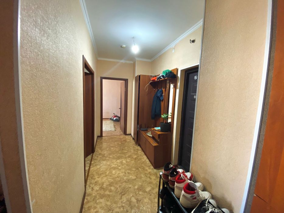 Продается 2 комн квартира , не студия