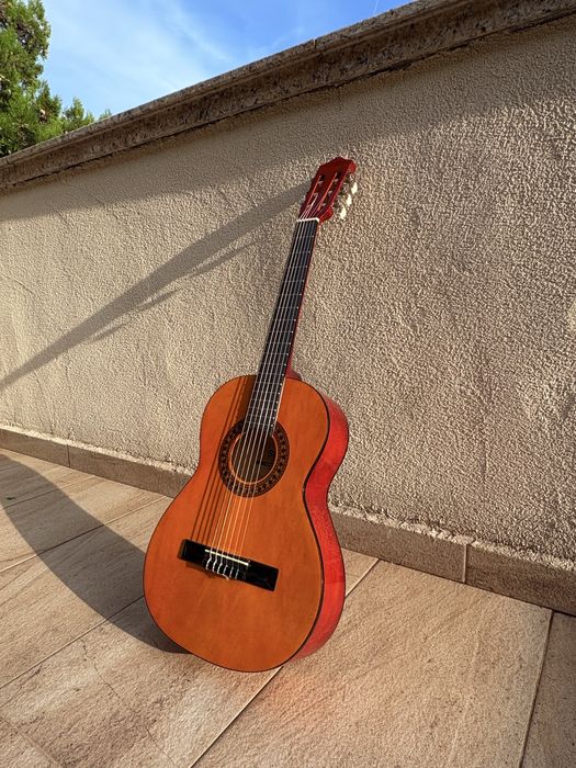 Класическа китара за начинаещи 3/4