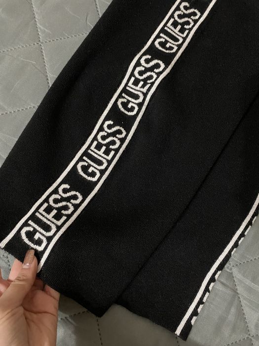 Fustă tricotată Guess
