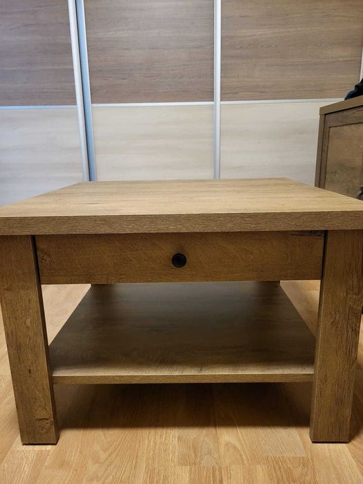 Vand URGENT masa living JYSK, stejar salbatic, ca nouă