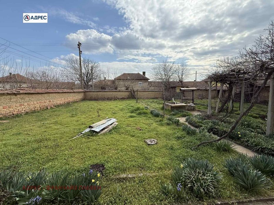 Къща в Плевен, област-с.Асеновци площ 80 цена 30000