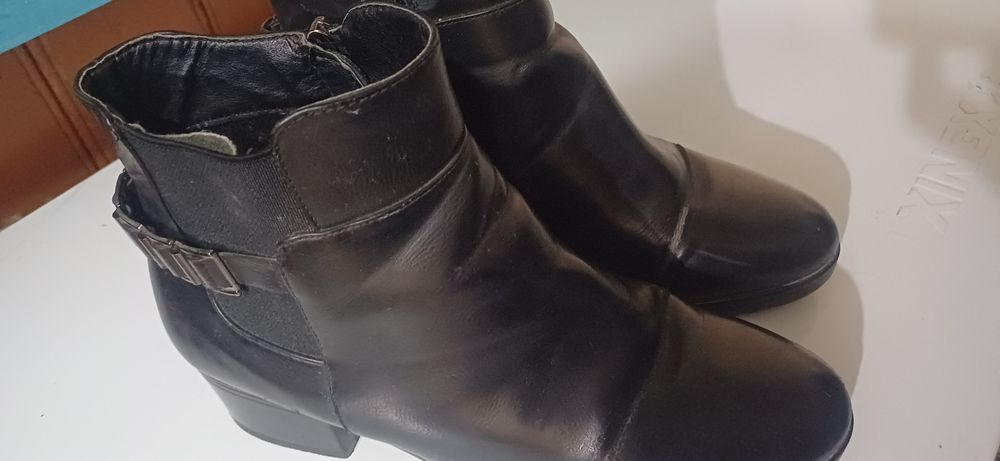 Продаются сапожки