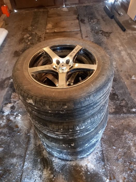 Продам диски на 16 стояли на рено дастер