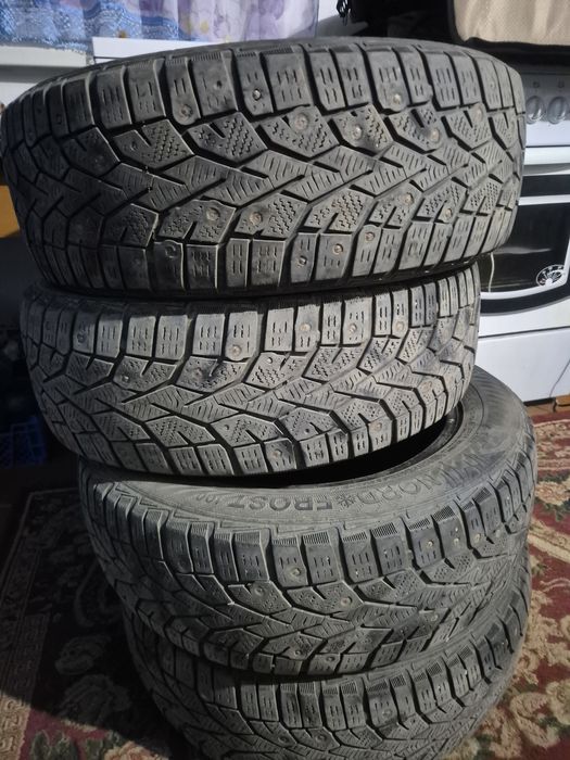 Резина зимняя 15