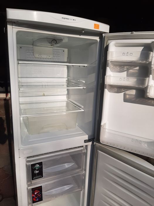 Продам холодильник