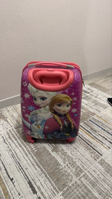 Чемодан детский