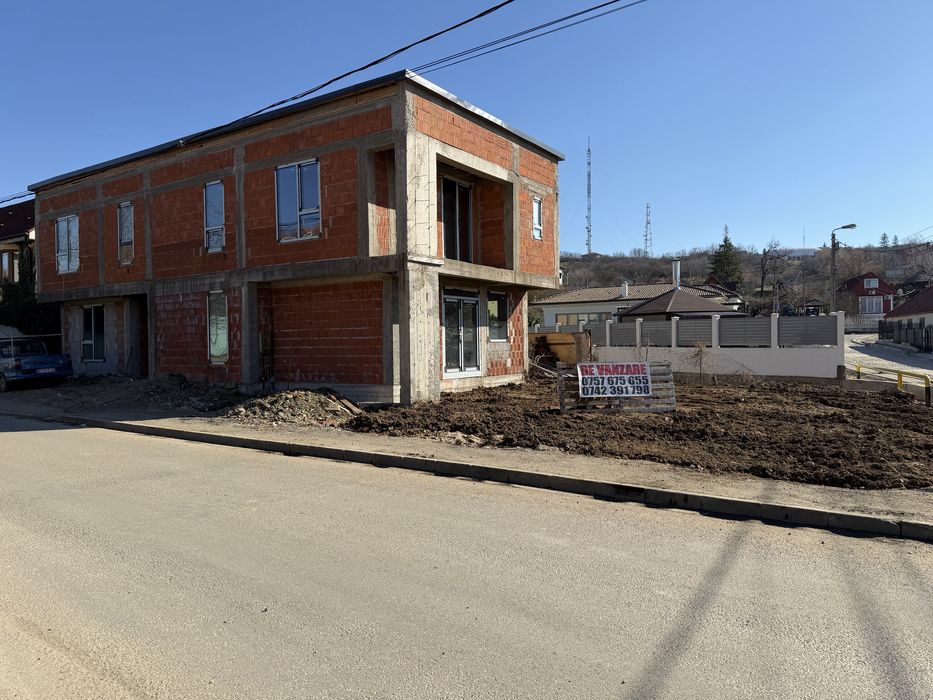 Constructie noua de vanzare