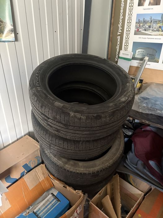Шины 205/55/16 продам