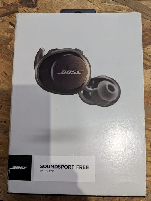 De vânzare căști Bose