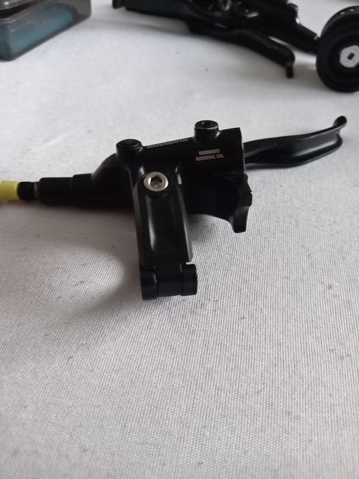 Vand frana spate Shimano mt 4100 nouă