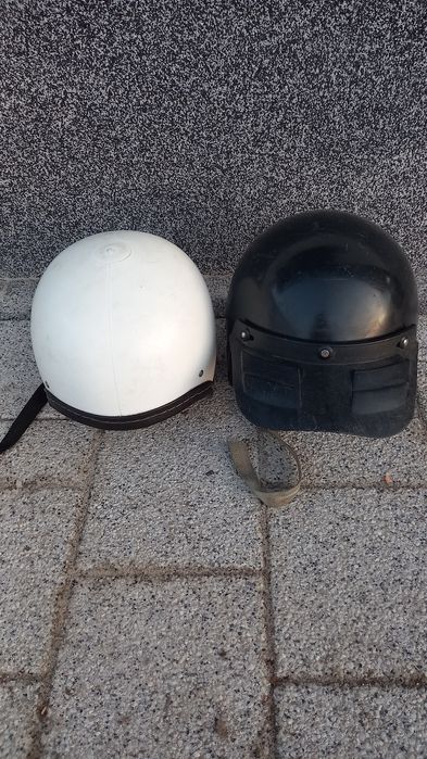 Продавам моторни каски