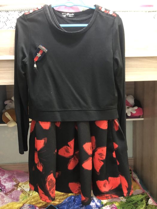 Продам платье двойку для девочки