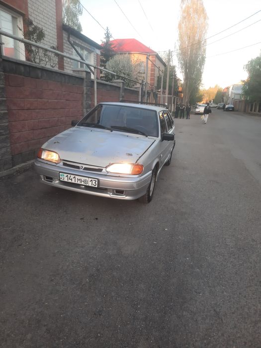 Продам авто ваз 2114.