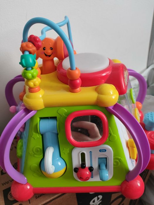 Интерактивен куб