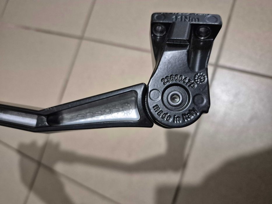 Picior ajustabil, sprijin bicicleta, marca Ursus, model 2360047P