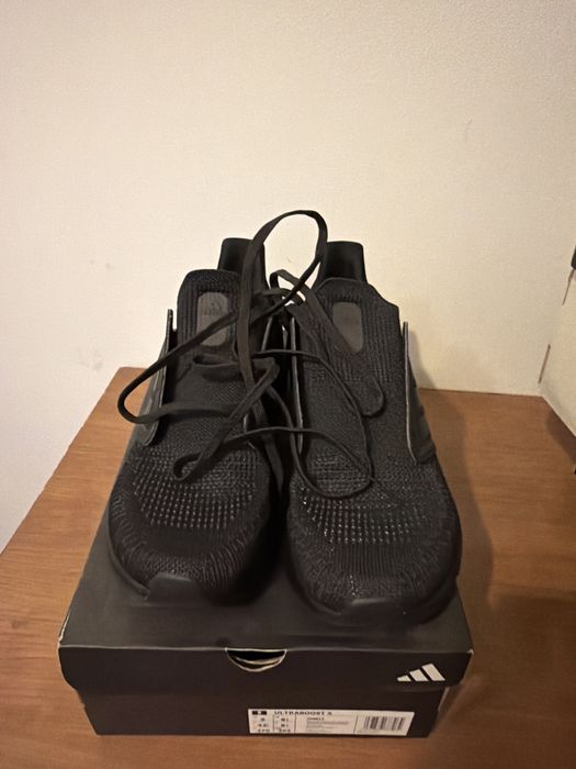 Кроссовки Adidas