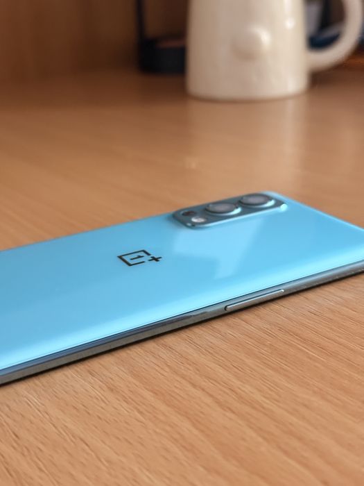 One Plus Nord2 varianta de 256 GB