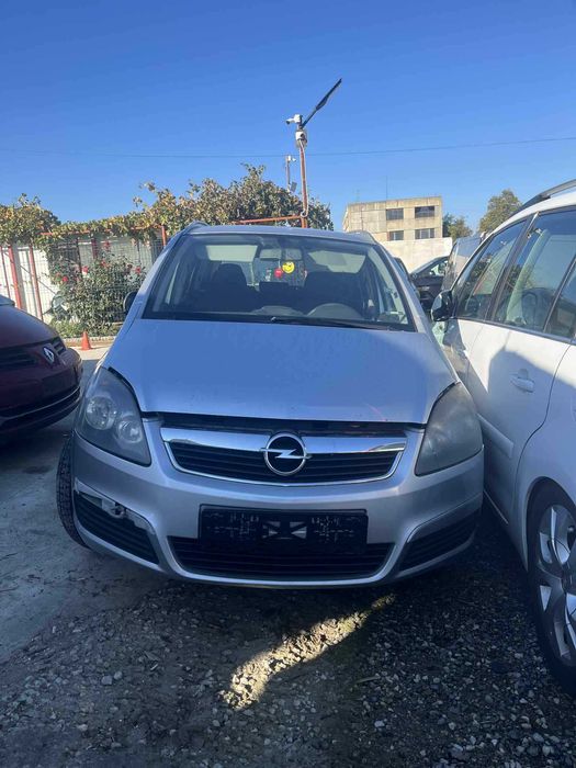 Opel Zafira B Опел зафира Б 1.9 cdti 101к.с 2006г. на части
