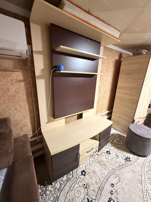 Подставка под телевизор