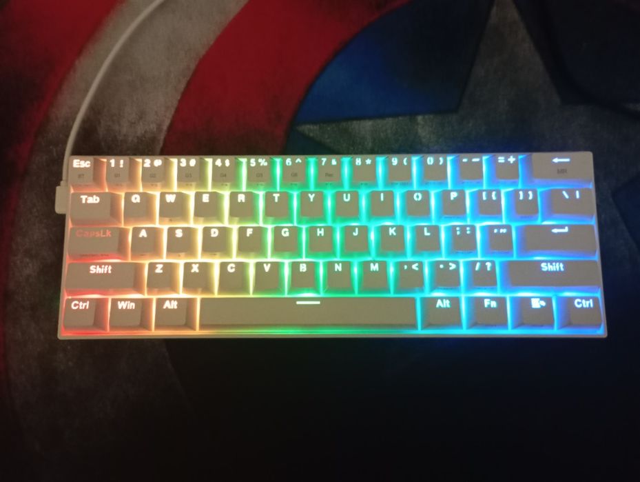 Механична гейминг клавиятура redragon k530