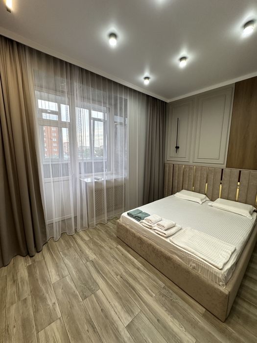 Сдам квартиру люкс класса ПОЧАСАВОЙ ЖК ЛУНАЧАРСКОГО 49, центр, квазар