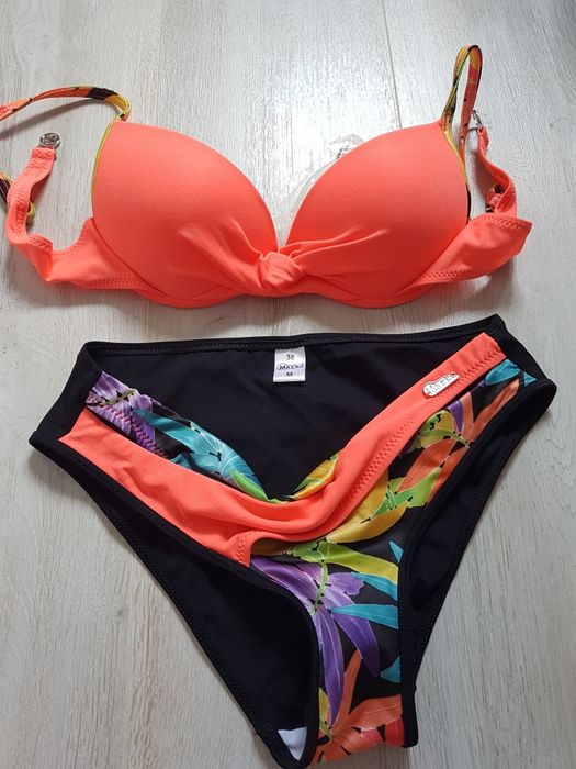 Costum de baie 2 piese Marko marimea S/XS Corai