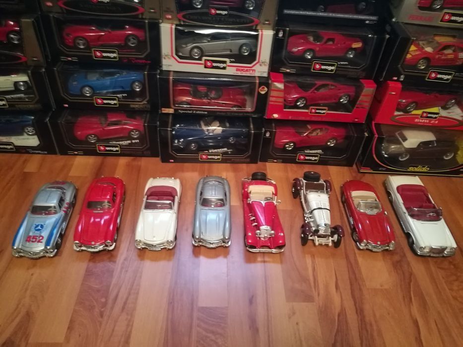 Diverse machete 1:18