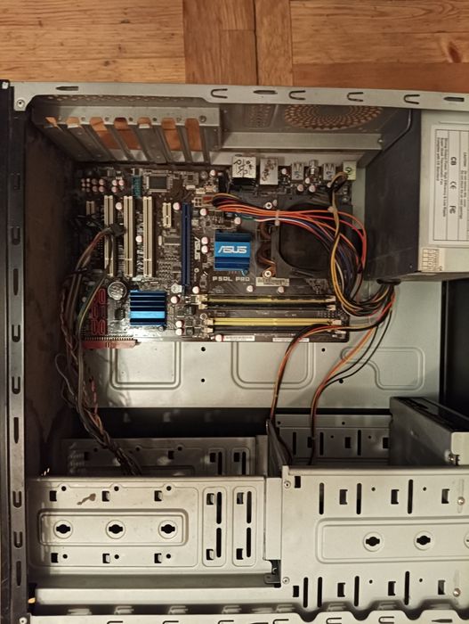 Продам на запчасти или под восстановление .