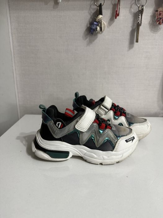 Кроссовки    детские