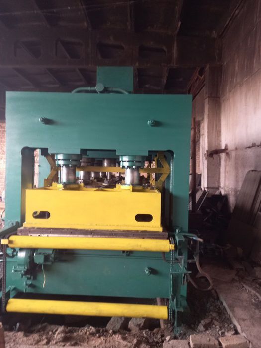 Garyachi pres akkd 49 izgatavleniya zavod rassiya
АКД 49 Днепропетровс