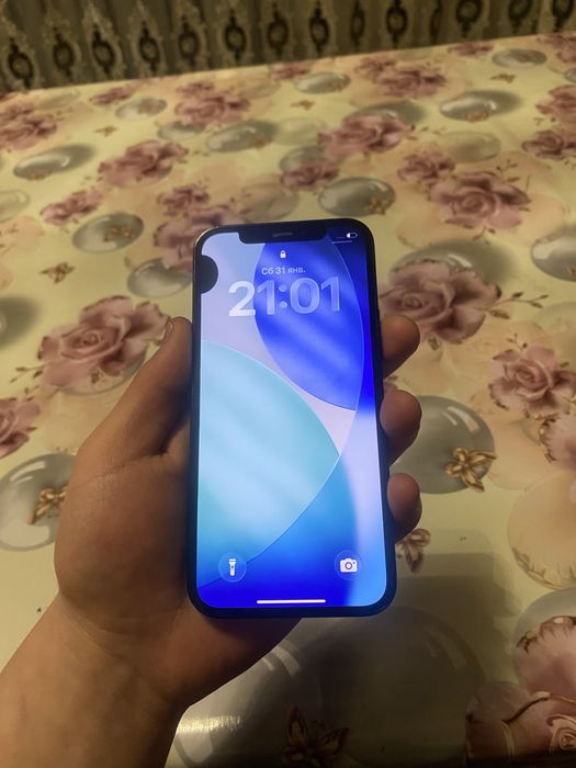 Iphone 12 pro в хорошем состоянии