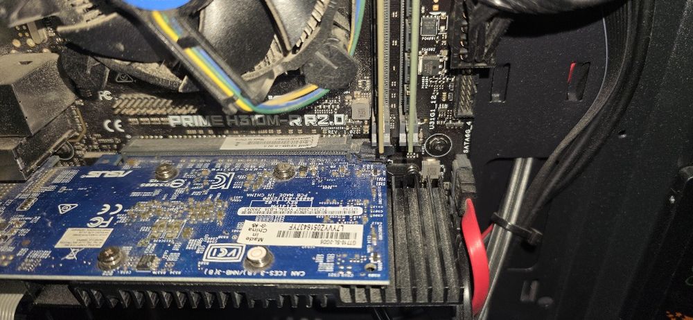 OCAZIE!Sistem i3 gen 9 placa video dedicata