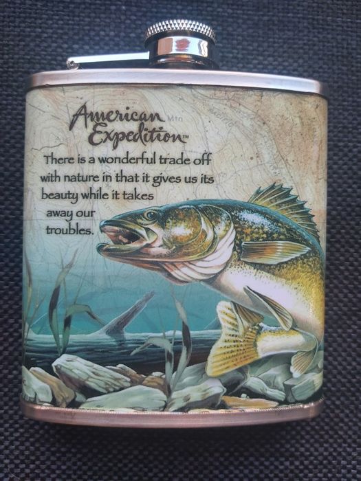 Красиво изрисувана манерка за алкохол AMERICAN EXPEDITION, 7oz /207ml