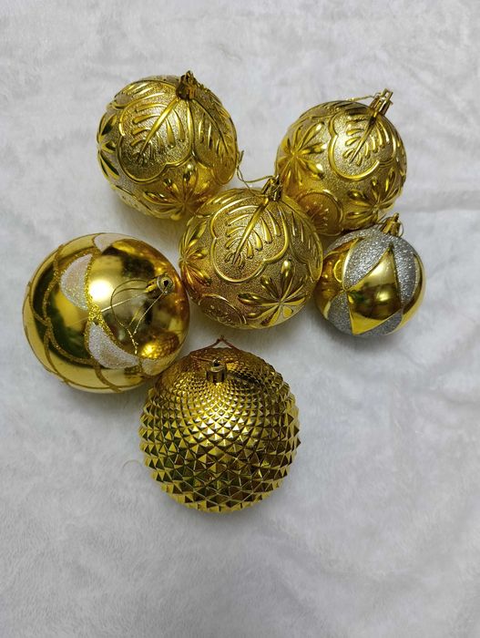 Новогодние игрушки