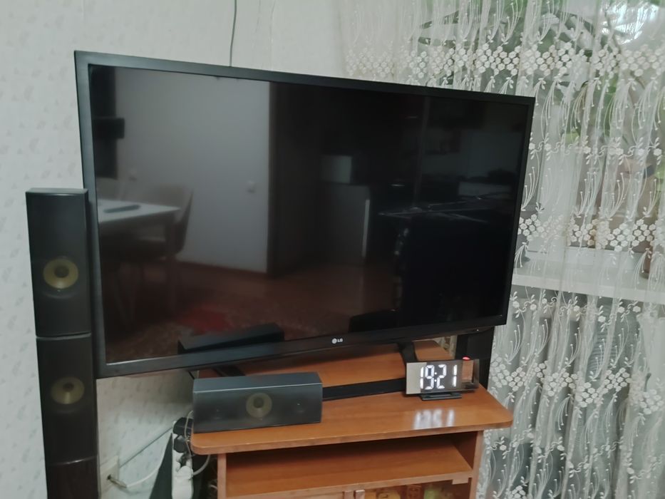 Продам телевизор LD б/у