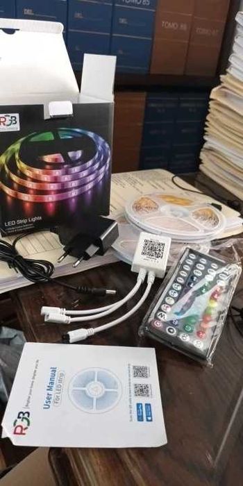 Banda Led 20 Metri Bluetooth, Telecomanda, Aplicatie Telefon, adeziv p